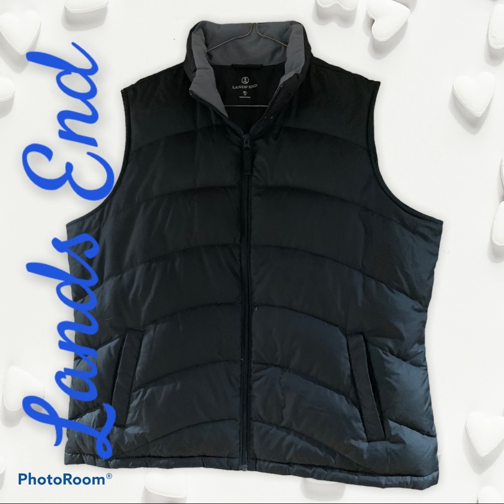 Lands End Black Woman’s Vest 🥶